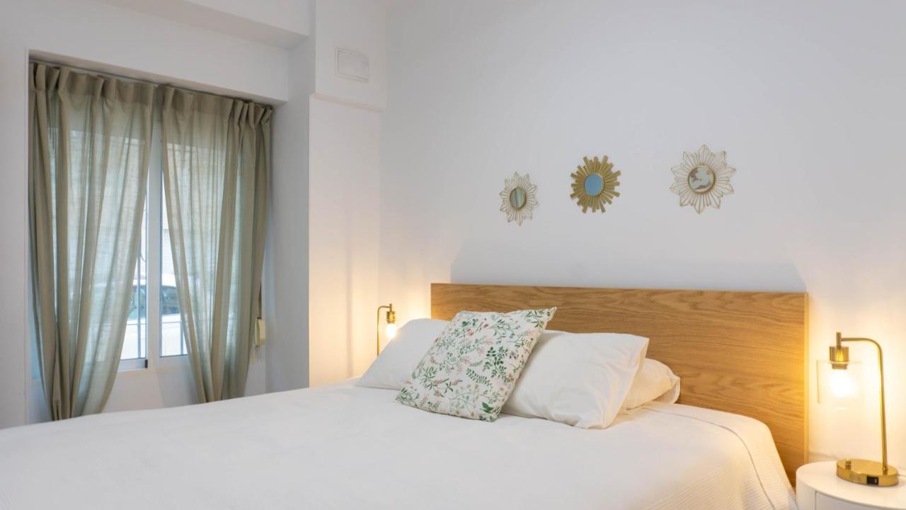 Apartment Caleta Beach Málaga Exterior foto